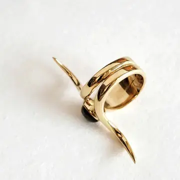 Thumbnail: Amara Ring