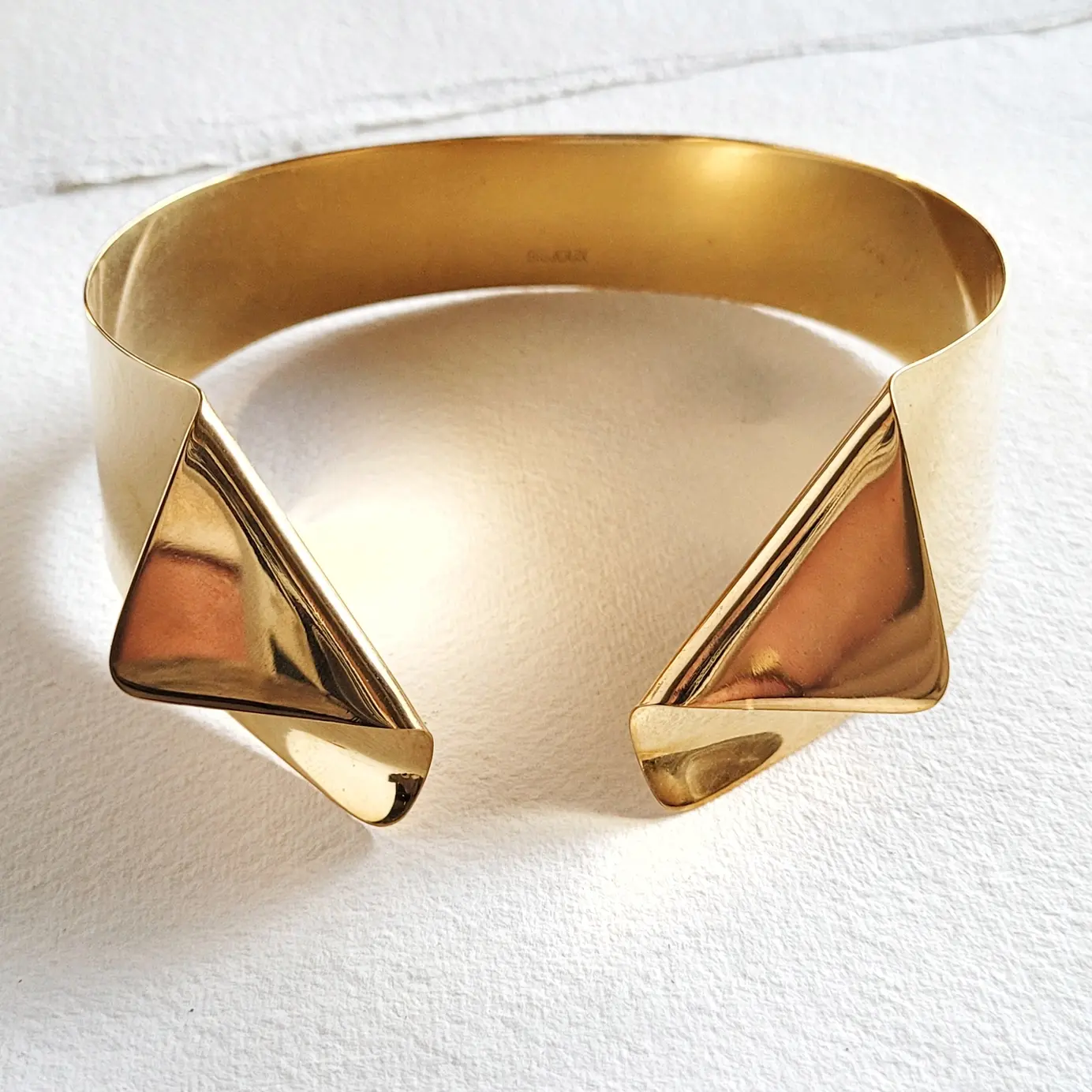 Nia "Tuxedo" Choker