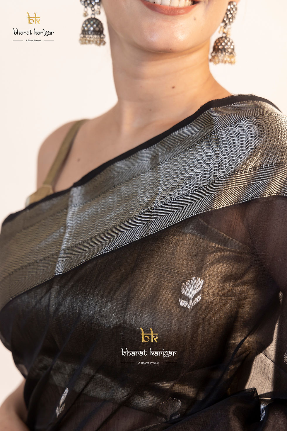 Thumbnail: Maheshwari handloom Saree(Product code-SE137)