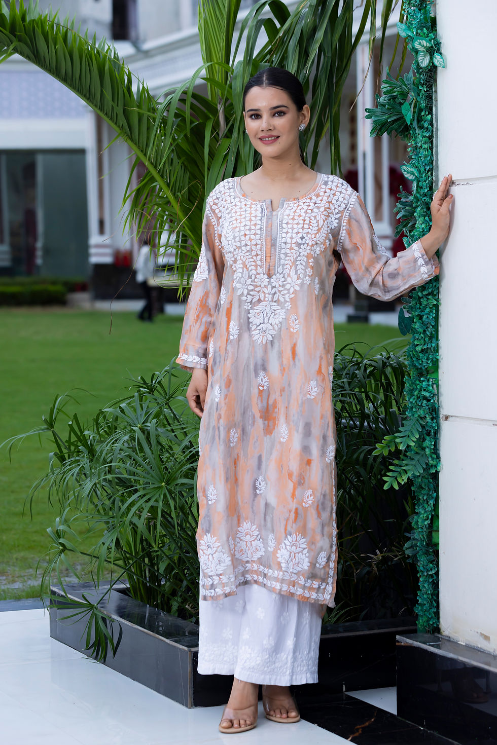 Thumbnail: Chikankari Crepe Kurti code-SE138