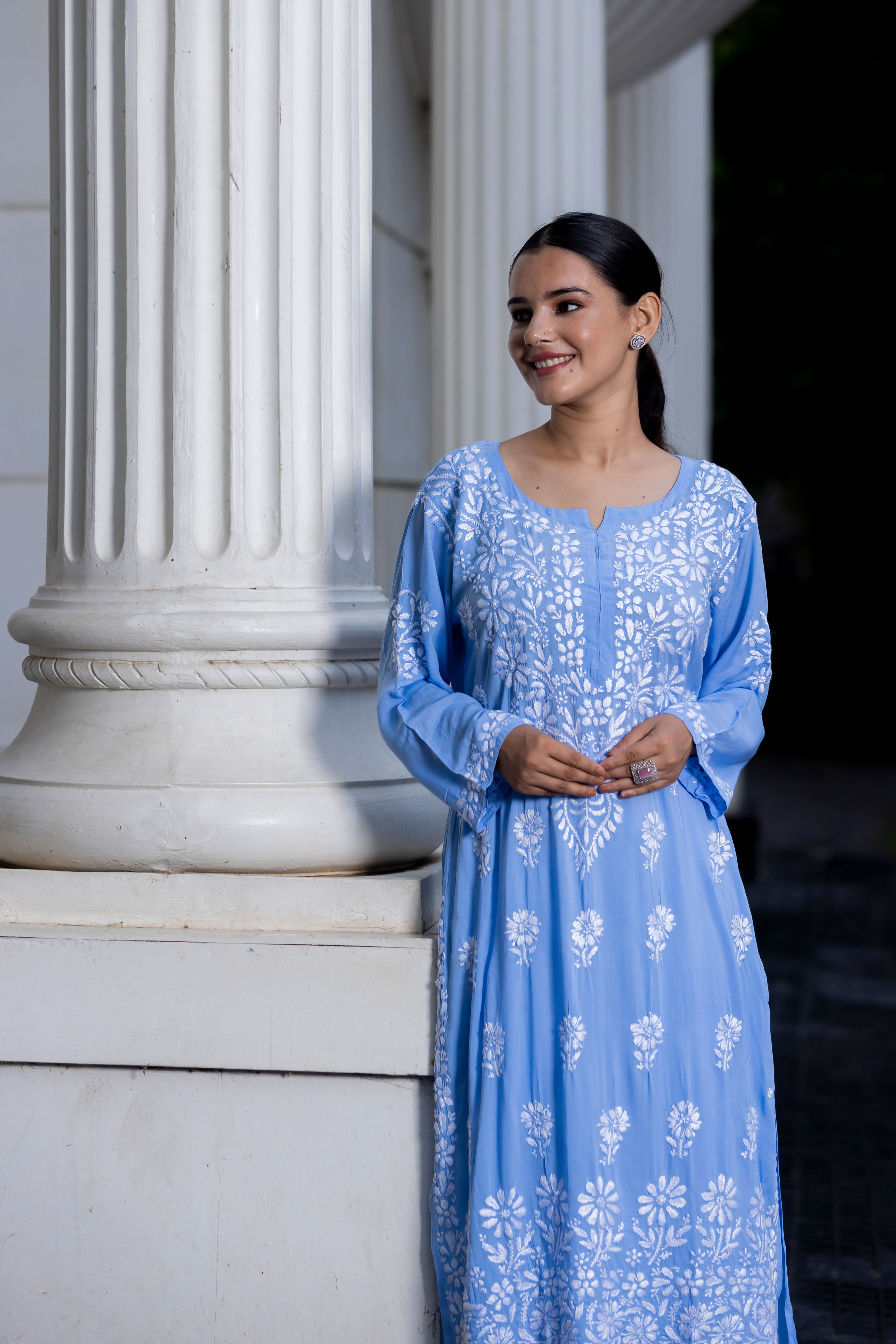 Chikankari Modal Kurti Heavy Daman code-SE143