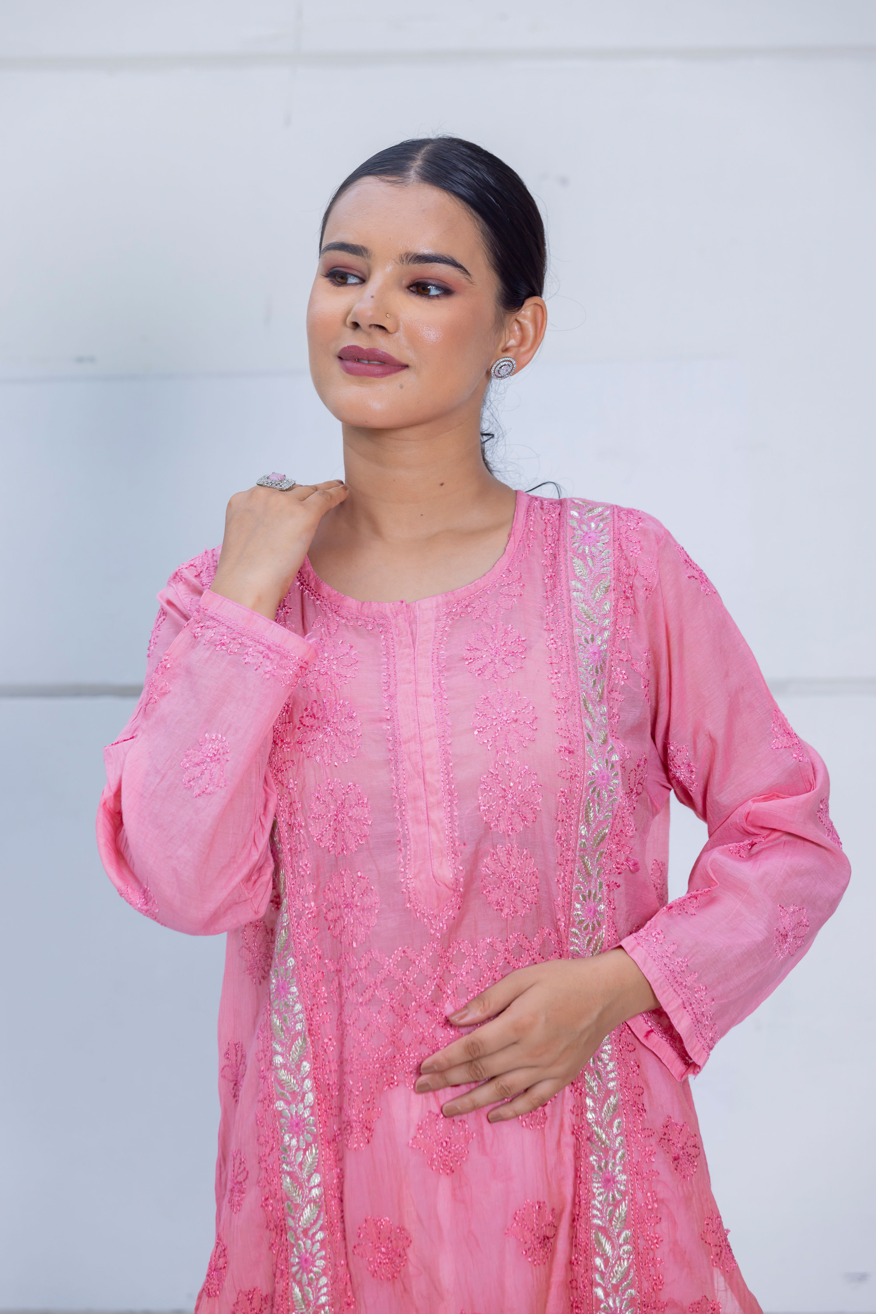Chikankari Kurti Mal Chanderi code-SE154