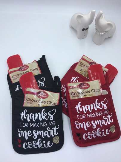 Thumbnail: Personalized Baking Kits