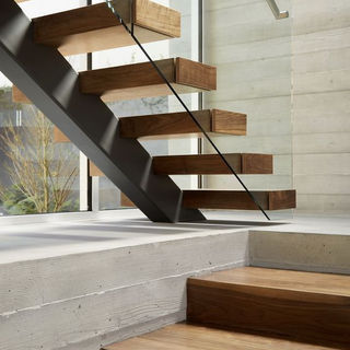 floating stairs glass railing