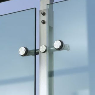 glass staircase manufacturers