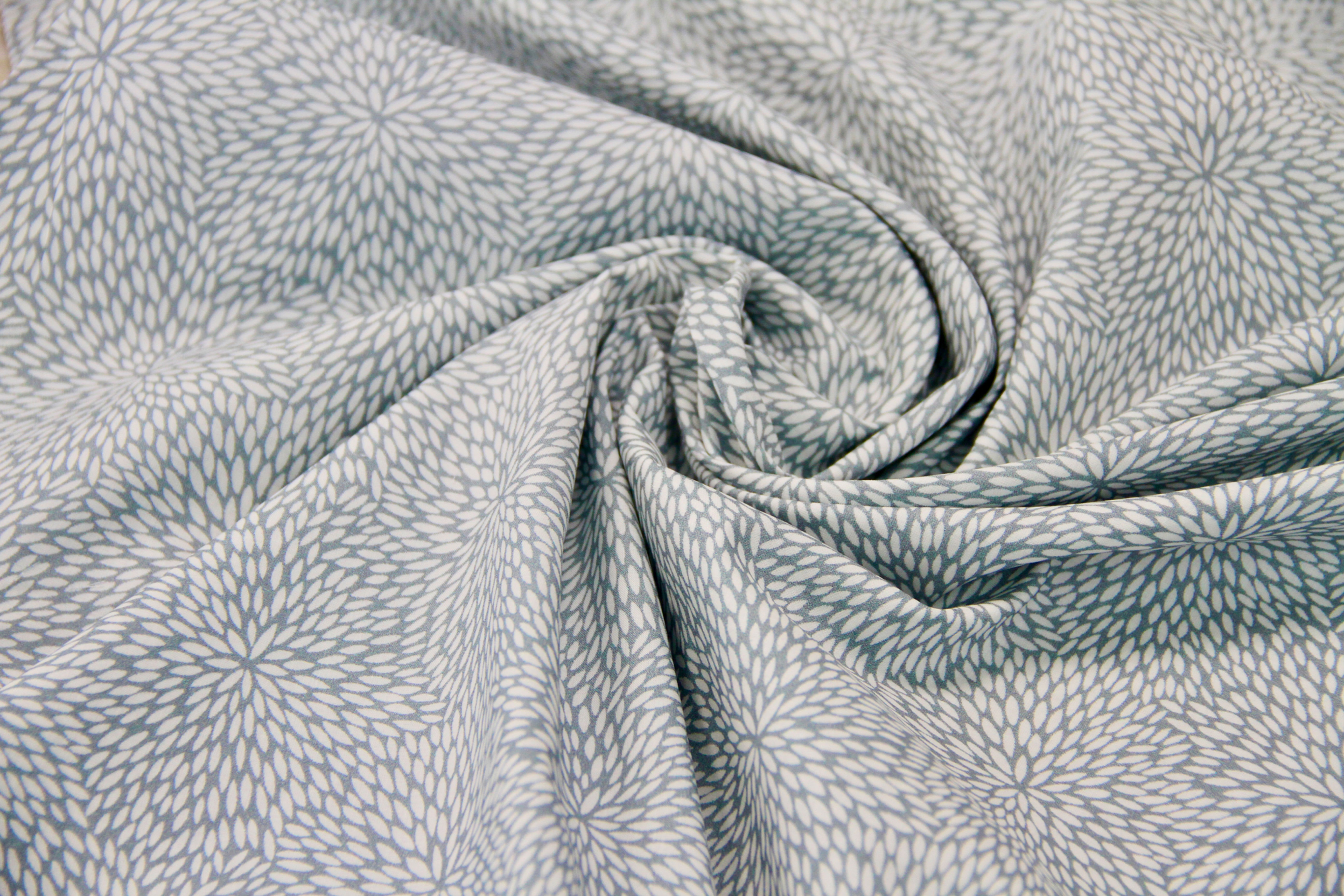 Cotton Lawn - Kaleidoscope Silver - 1/2 metre