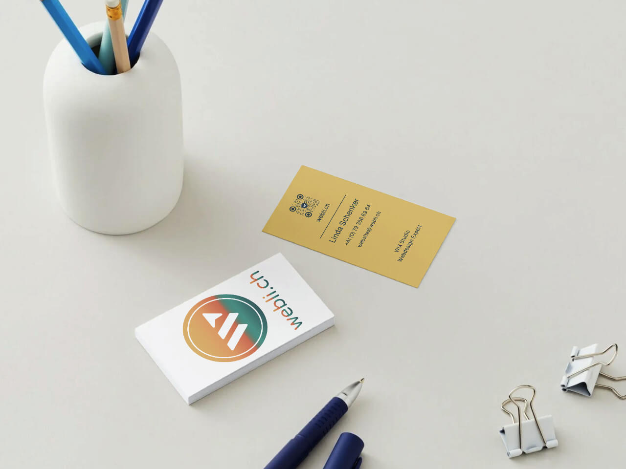 Visitenkarten von Linda Schenker - webli.ch