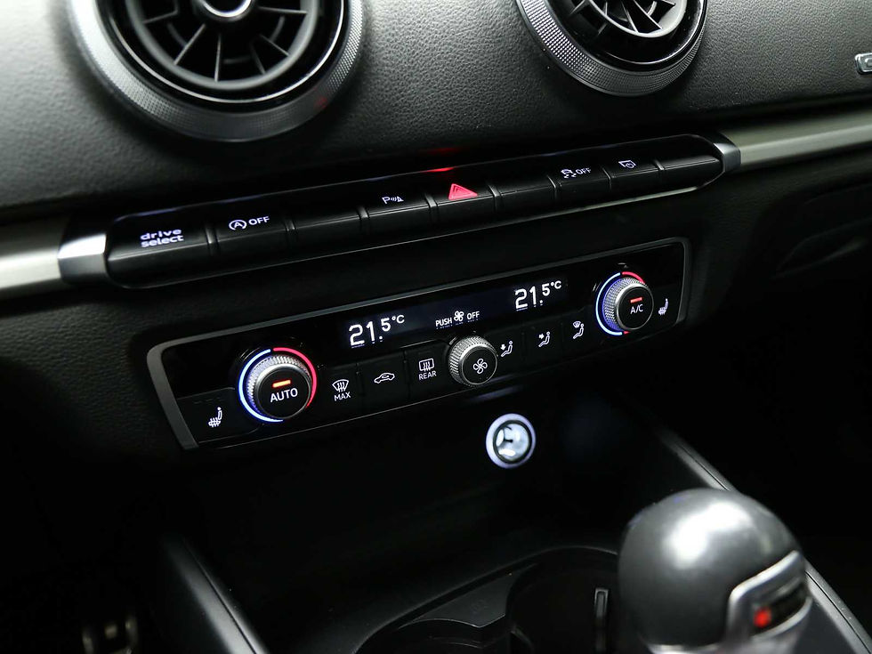 Miniatura: AUDI A3 (3a Serie) S3 SPB 2.0 TFSI 300CV quattro S tronic
