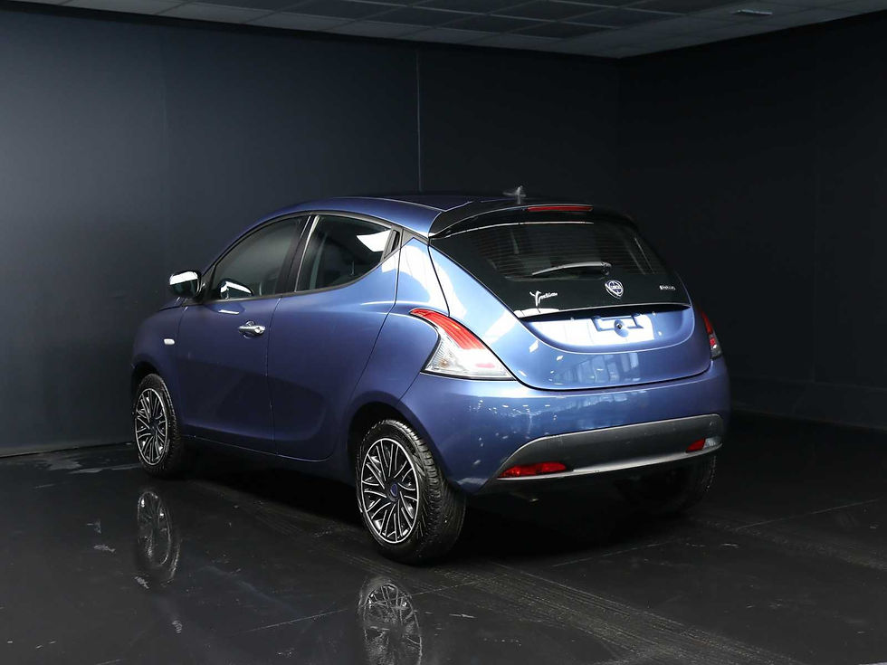 Miniatura: LANCIA YPSILON (3a Serie) 1.0 FireFly 70CV Hybrid 5p. S&S Silver Plus