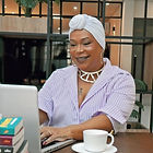 Folha A4 com folhas verdes delicado minimalista (1)_edited_edited_edited_edited.jpg