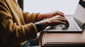 How BombBomb Successfully Markets to Both Niche and General Audiences