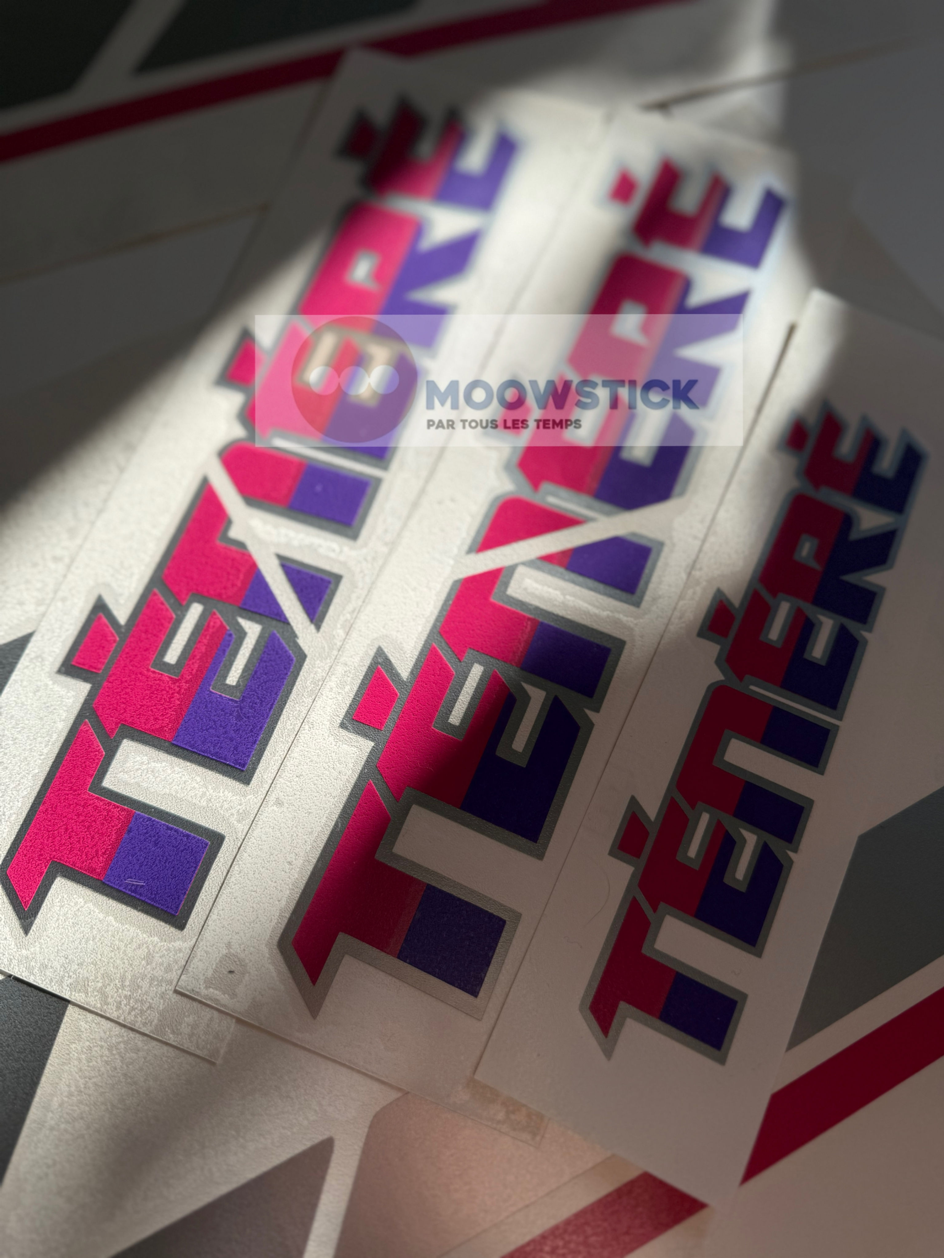 Stickers autocollants TÉNÉRÉ pour YAMAHA TÉNÉRÉ 660 XTZ 1992 (moto bleue)