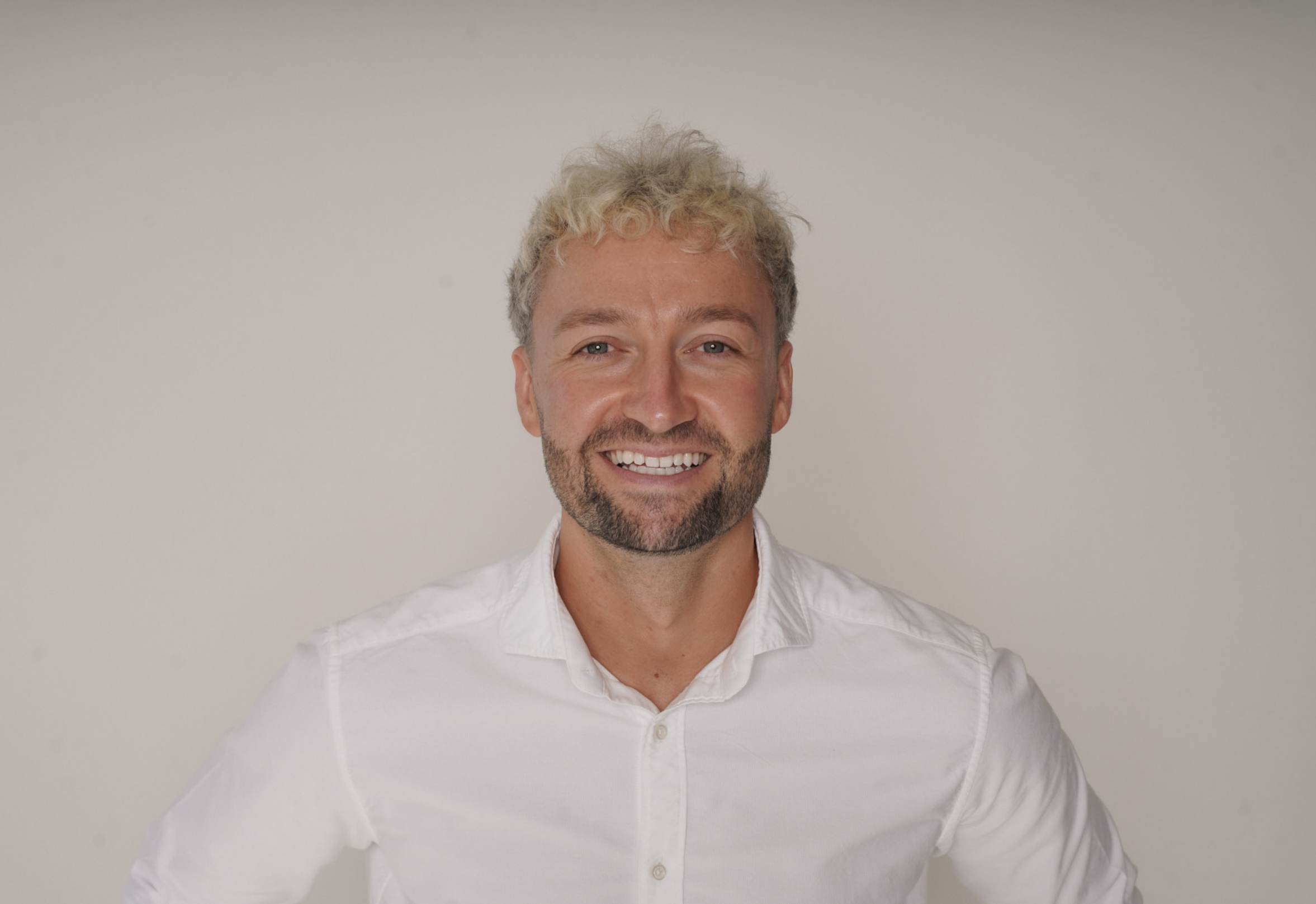 Writer: Ellis Bennett