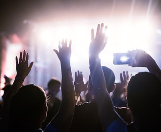 picture-of-dancing-crowd-at-music-festival-2023-11-27-05-11-04-utc.jpg