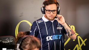 land1n não é mais o coach do MIBR