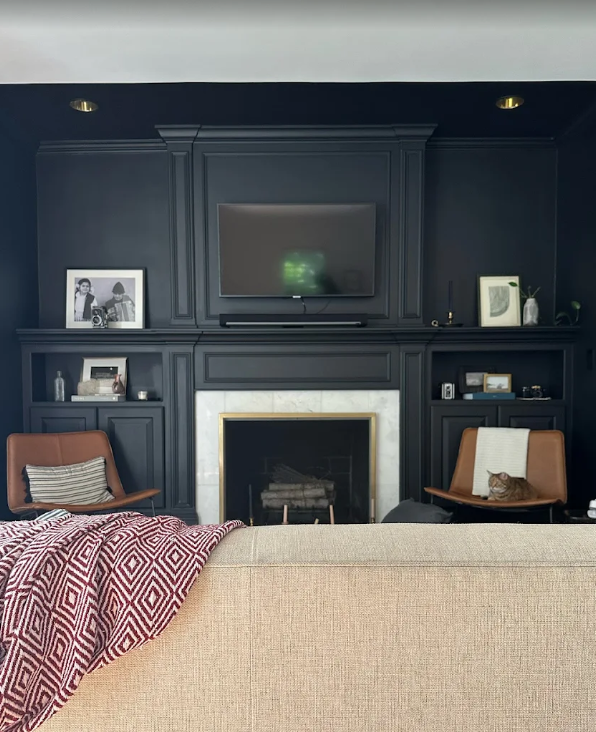extraordinary, bold cut lines redifing the interior space. 