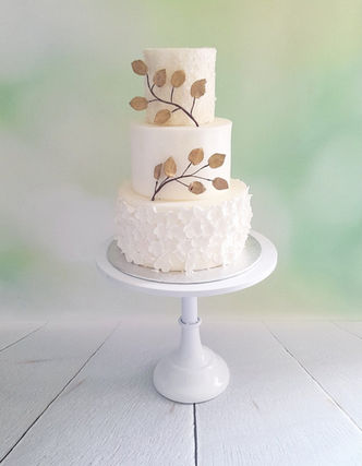 La perle rare cake design, Wedding cake blanc et doré Rhone Alpes