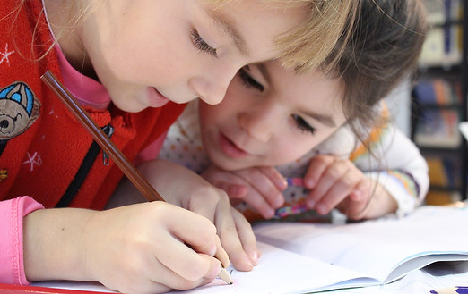 children-cute-drawing-159823.jpg