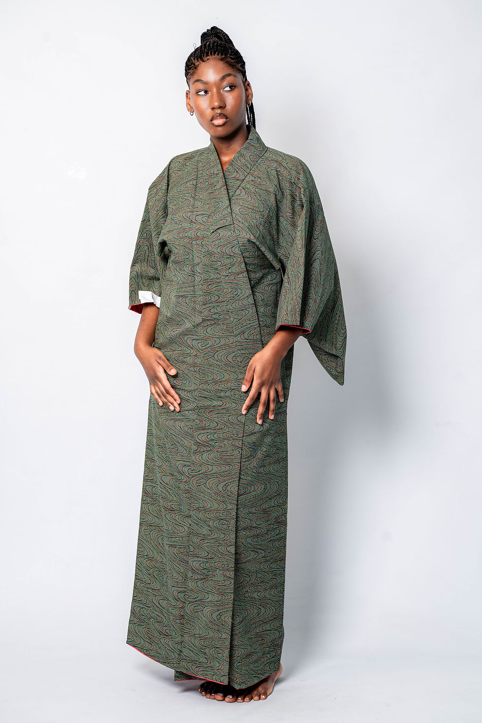 Thumbnail: Sage Karakusa Vine Kimono