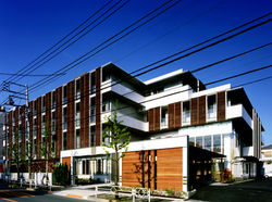 01-三鷹ﾘﾊｹｱ01