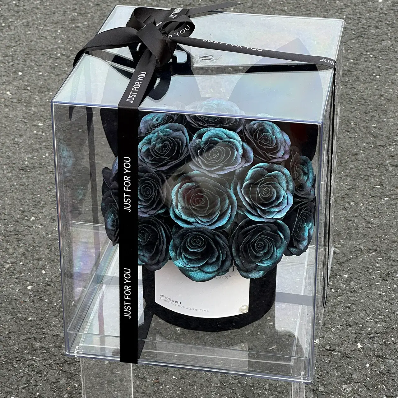 Preserved Roses Gift Box