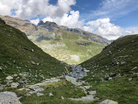 Around Monte Rosa (III) - Day 2 Zermatt to Gressoney