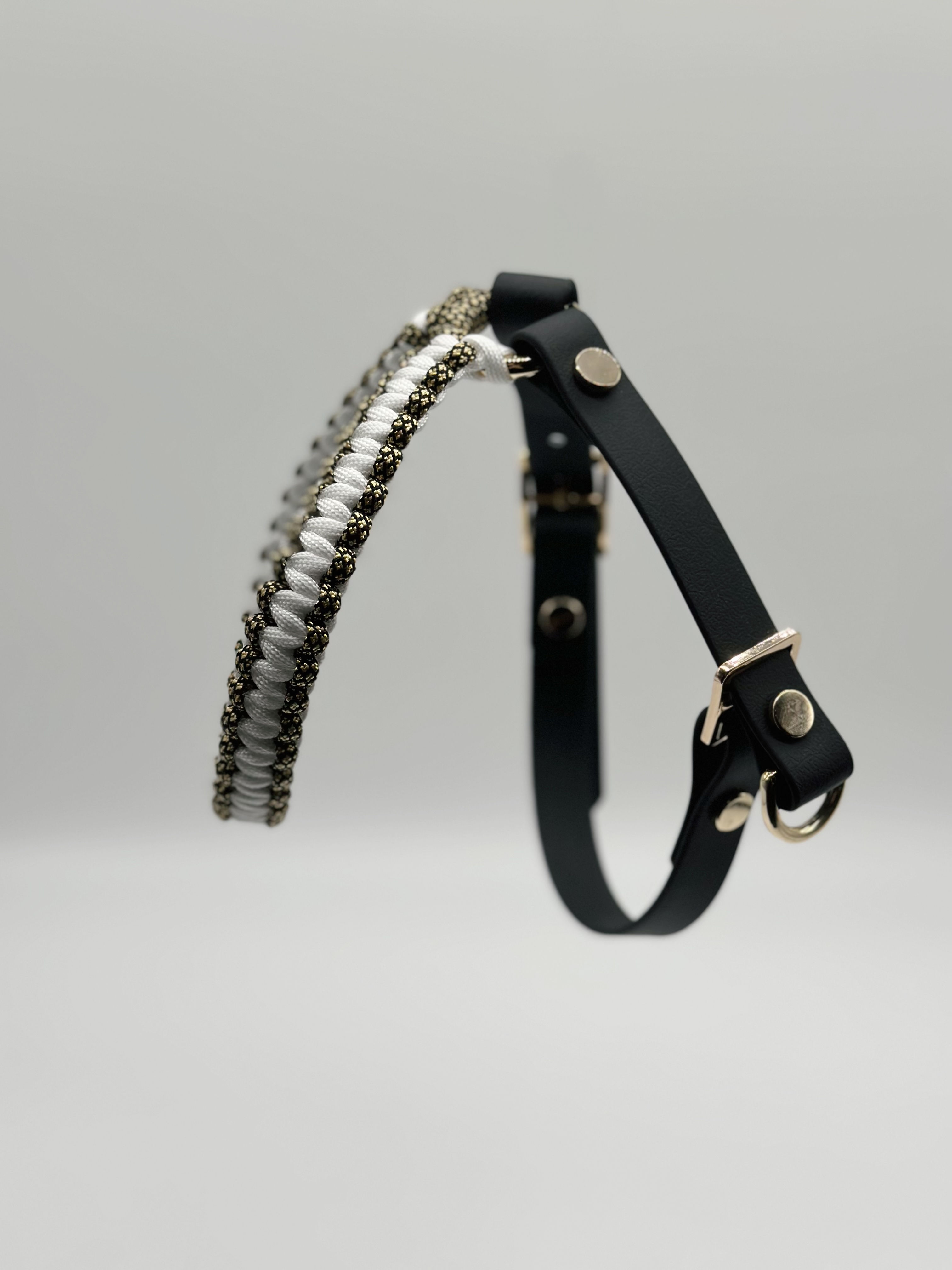 APRICUS Paracord Adjustable Figure-8 Harness