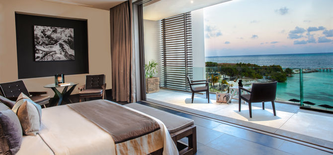 NIZUC: Complimentary upgrade at time of booking