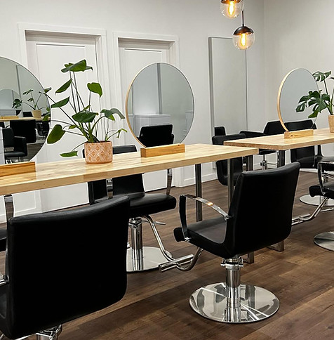 Lumie-salon-hero-2.jpg