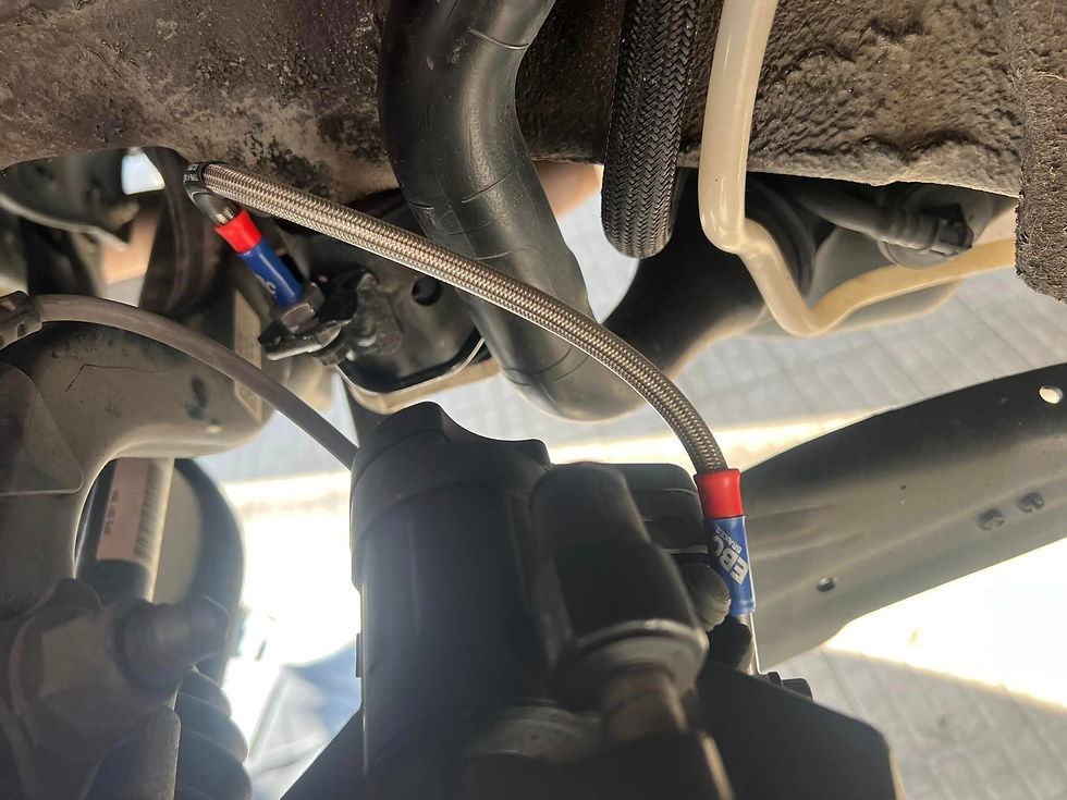 Audi RS3 sportkatalizátor beszerelése, szívócső, fékcsövek, intercooler cseréje