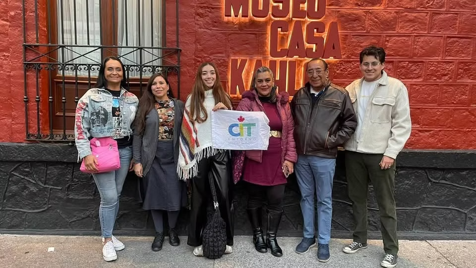 VuelaViajaVivebyFraveo participó el jueves 18 de diciembre en una experiencia cultural.