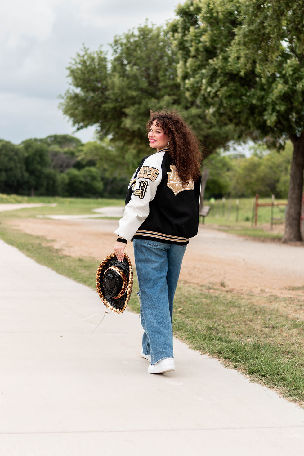 Aubrey Grad-57.jpg
