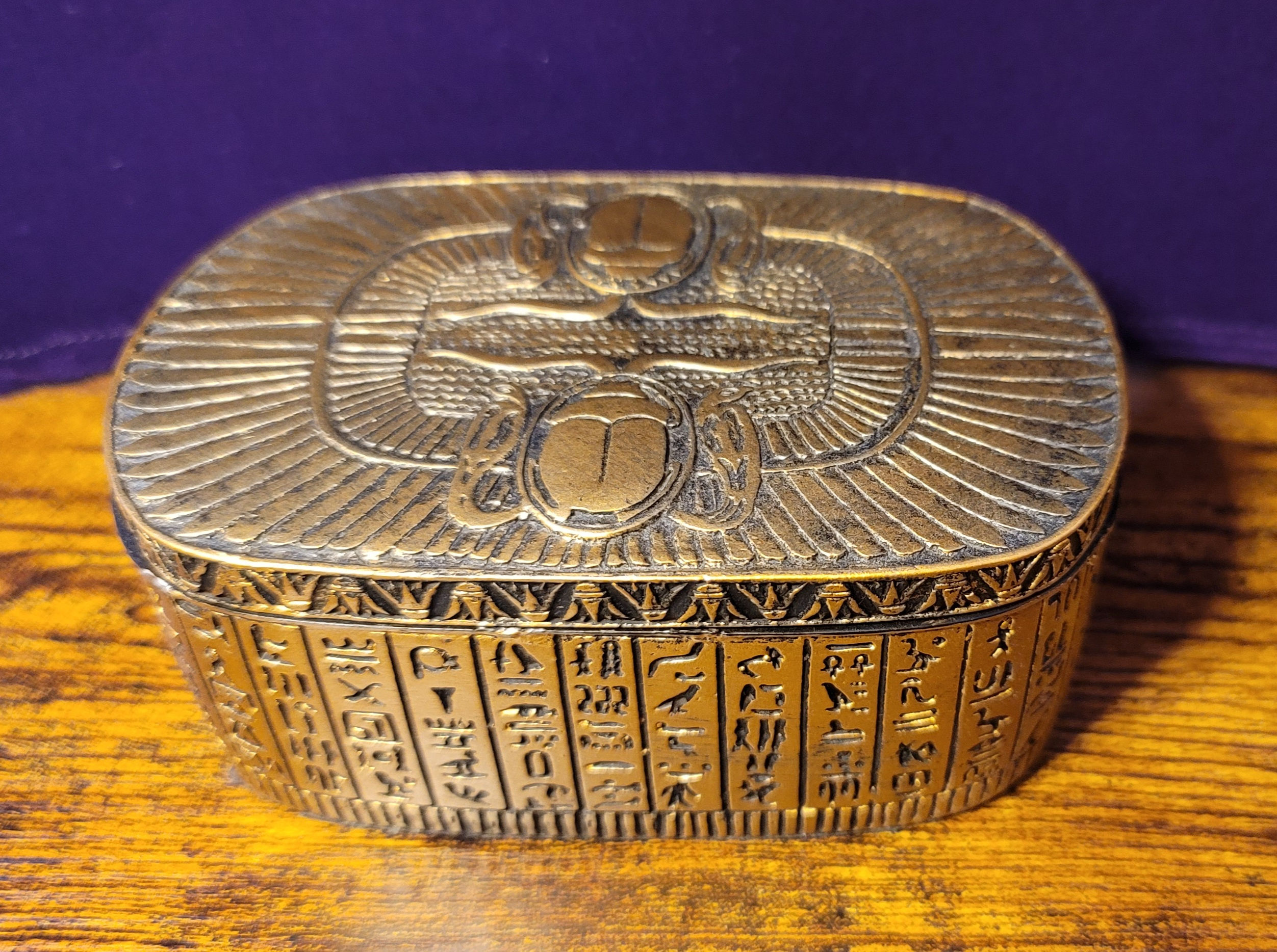 Egyptian Scarab Treasure Box – Rebirth, Protection & Ancient Mysteries 