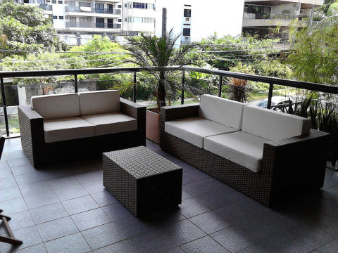 POLTRONAS & SOFÁS 23
