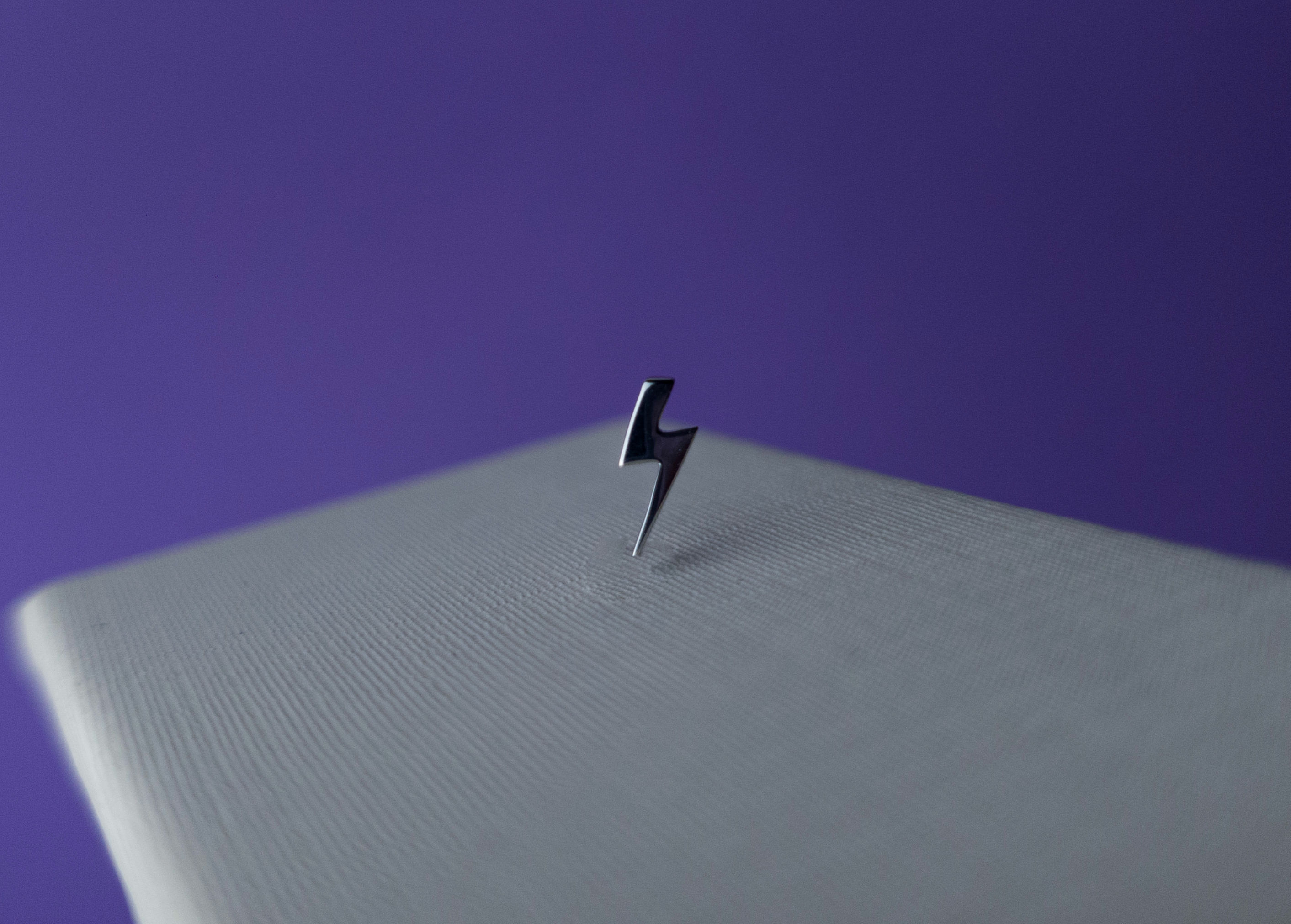 Raio em ouro branco Junipurr