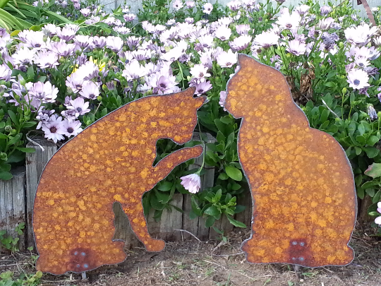 Thumbnail: Licking Cat Rusty Garden Art