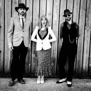 Rumdog Billionaire wedding and party band posed black and white photo