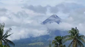 ‘Alert Level 3 up over Mayon’