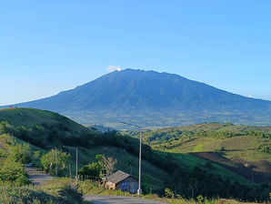 Tinawagan Hills