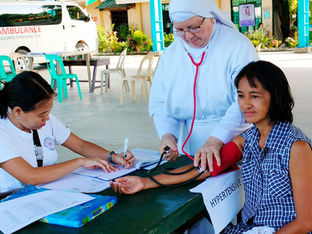 Sisters to the barrios serve patients 24/7