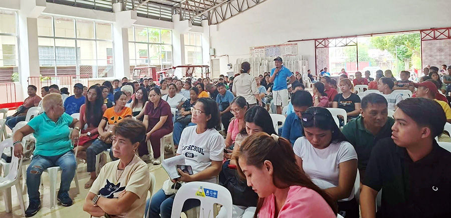 Tolong aldaw na Pre-COC orientation seminar kan Comelec sa mga macandidato sa Barangay asin SK hale sa 75 barangay kan Libmanan nasayang matapos i-uktaba an nakatalaan na BSKE sa Noviembre 2028. (Comelec-Libmanan)