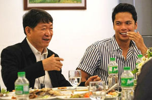 DILG SEC. AÑO VISITS CAMSUR