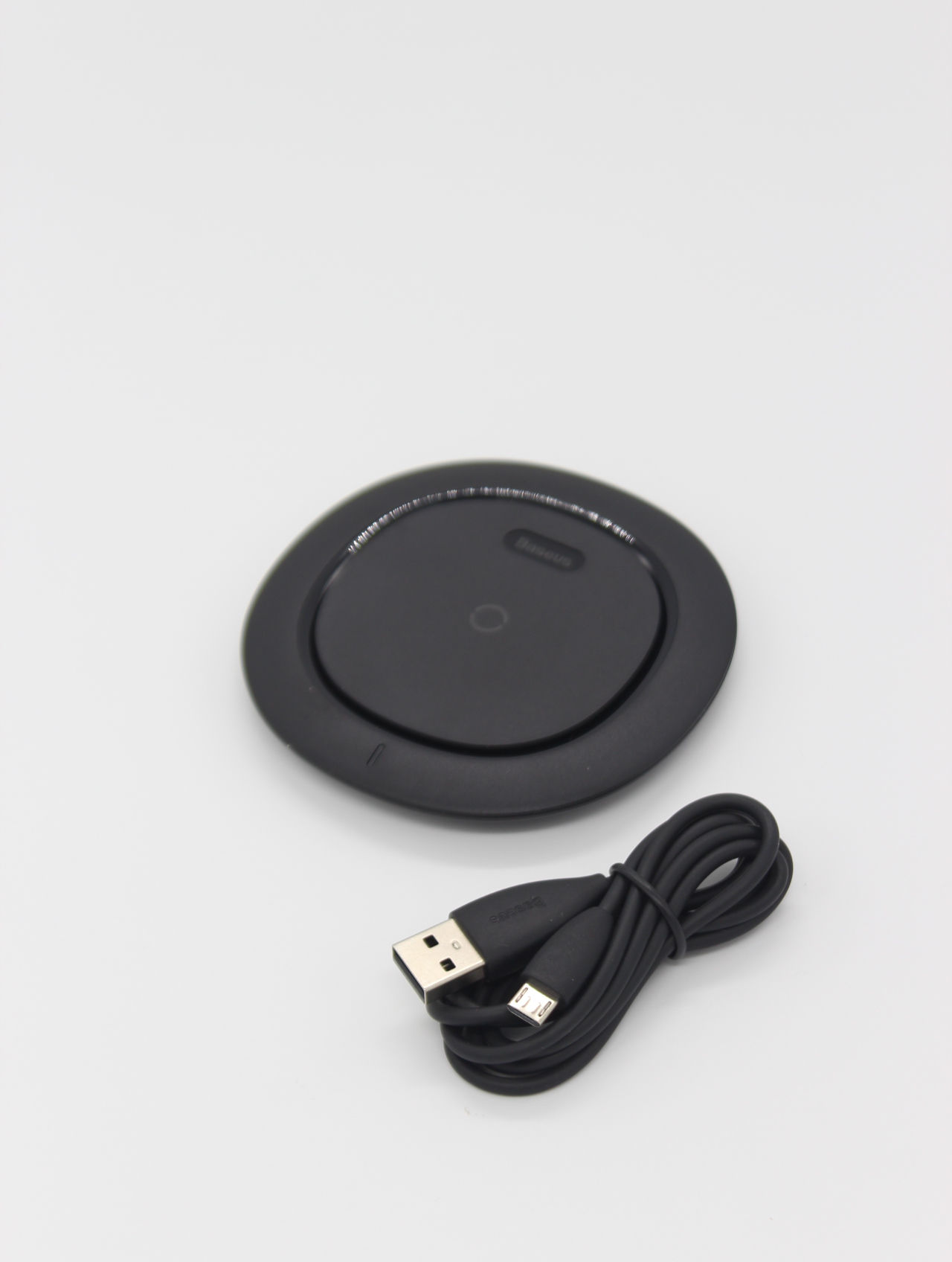 Беспроводное зарядное устройство Baseus UFO Desktop Wireless Charger