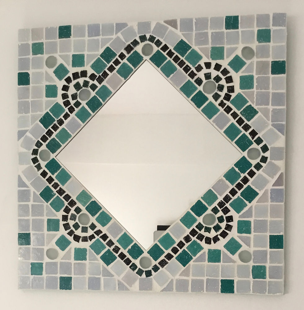 Miniatura: Espejo en mosaiquismo