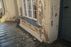 verdreckte Fassade - Rathaus Bützow