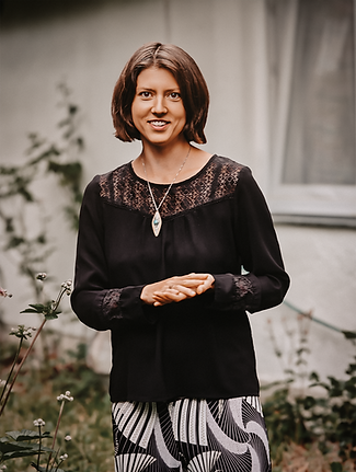 Susanna Holowati