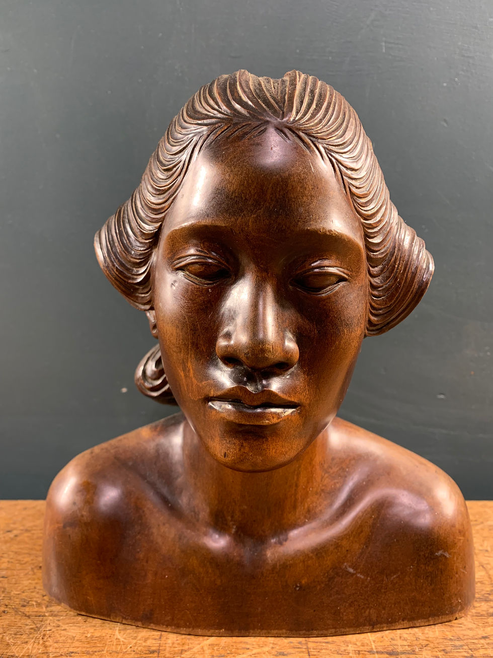 Thumbnail: Wood Carved Balinese Woman