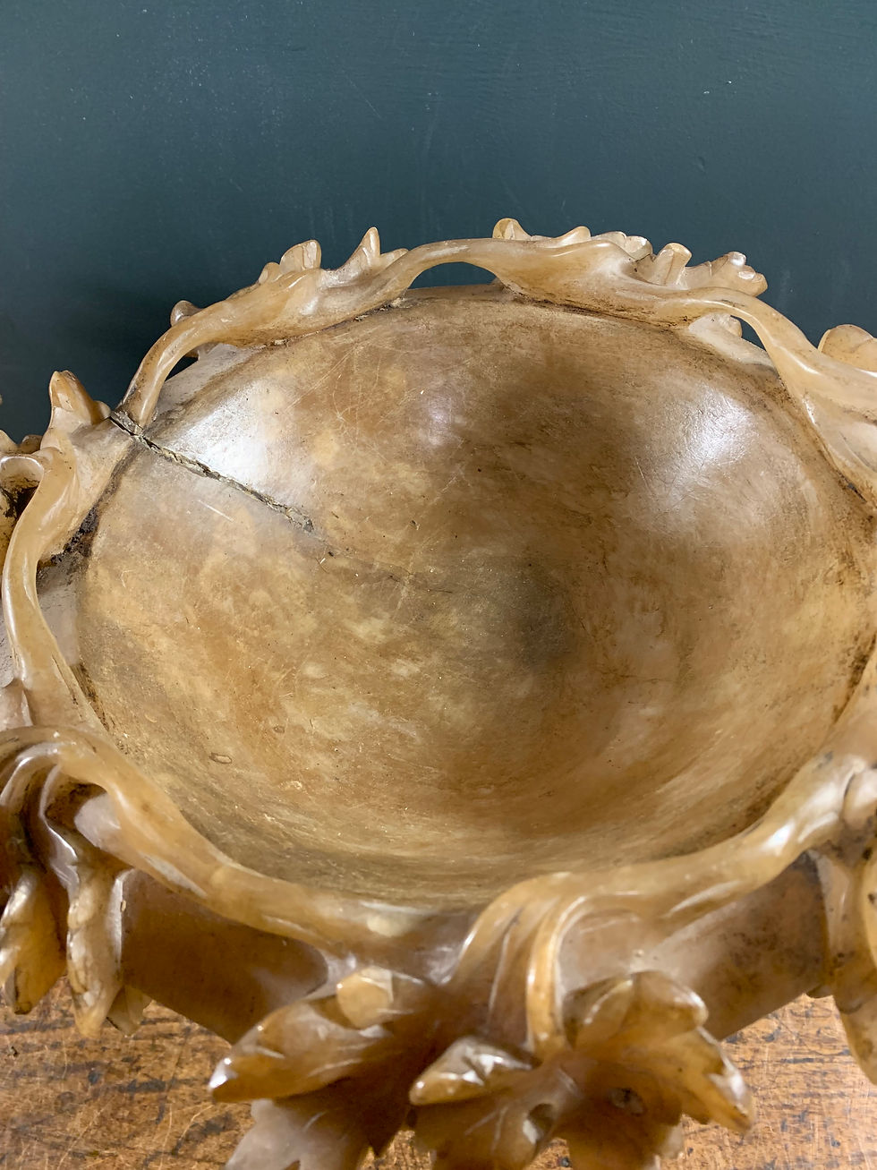 Thumbnail: Pair Alabaster Ivy Leaf Tree Tazza's