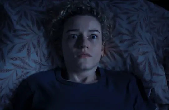 Julia-Garner-in-Weapons-Review.webp