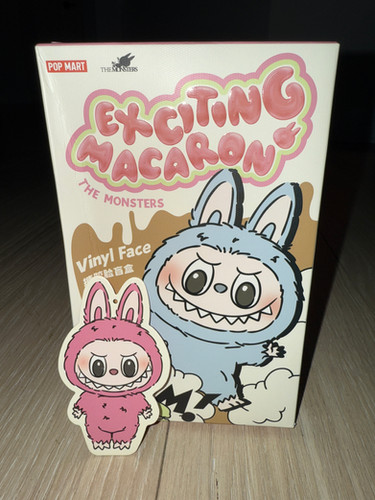 ラブブ macaron lychee berry Authentic Labubu Macaron Lychee Berry (SEALED BOX, US SELLER